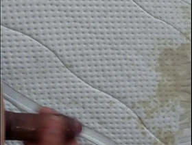I piss on the mattress in bed and masturbate porn japan gay