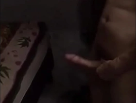 Argentino pijudo y musculoso frente al espejo happy-go-lucky cute korean porn