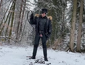 RUNTER DU VIEH AUCH IM WINTER ZÄHLT NUR MEIN SPAẞ hot romance gay porn