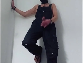 Handyman wanks in thumb flops asia gay porn tube